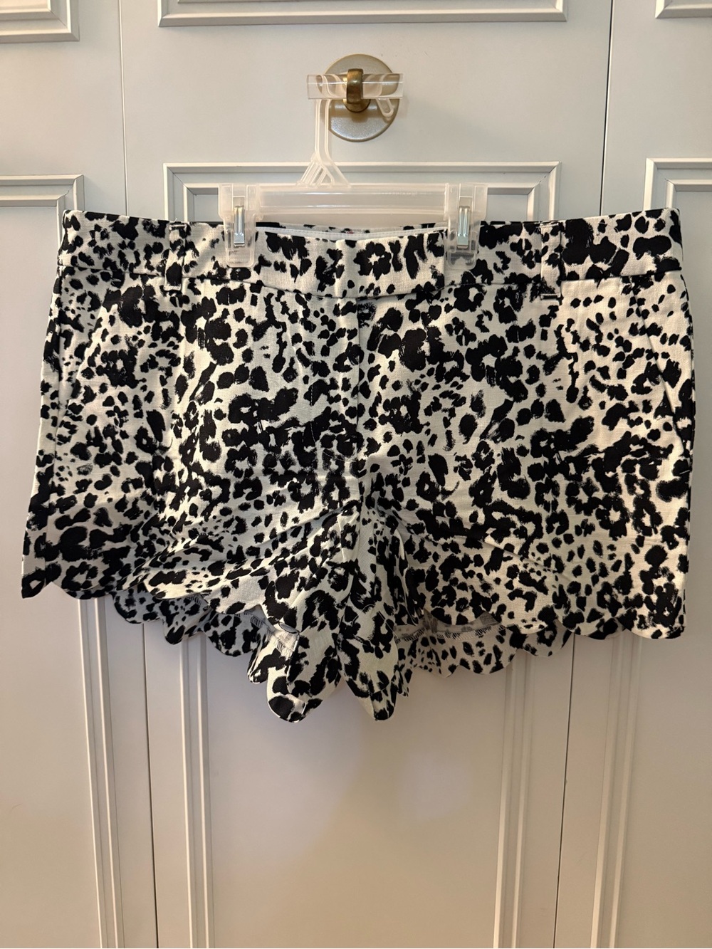 J. Crew Black & White Animal Print Scallop Hem Women’s Shorts